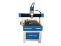 Router CNC per hobby con 4° asse rotante per la realizzazione di insegne