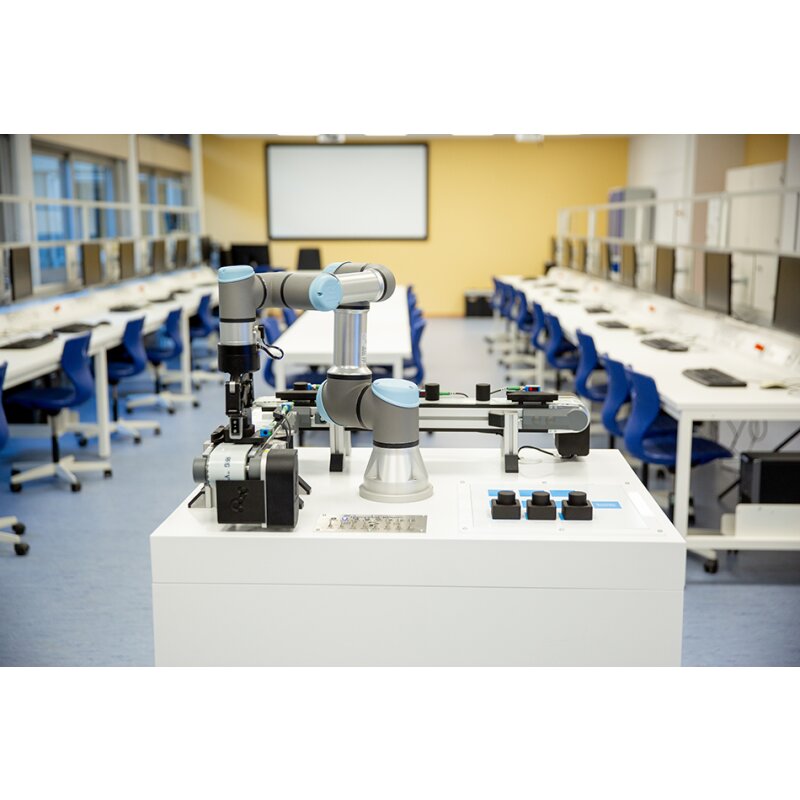 UNIVERSAL ROBOT EDU KIT