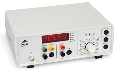 Contatore digitale di impulsi per misure di tempo e frequenza.