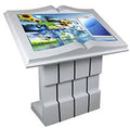 Leggio interattivo 43" a forma di libro, con pc integrato