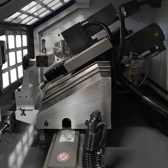 tornio cnc per didattica sogi M1C-280 - 200 x 280 mm - controllo numerico siemens 808da